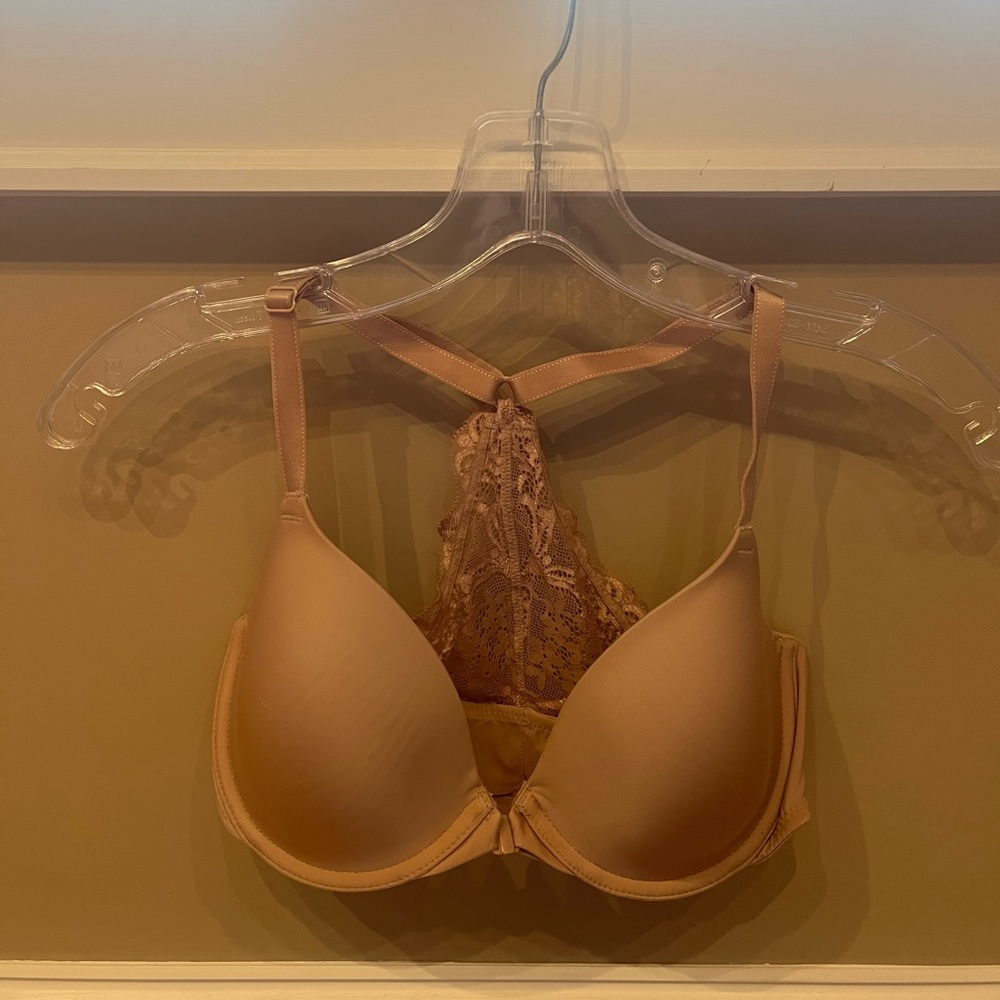 Wacoal Lace Impression Front Close Racerback T-Shirt Bra Black 853257